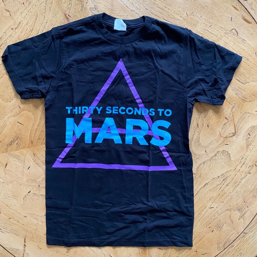 Thirty seconds to Mars concert tshirt